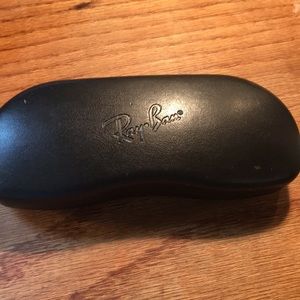 Ray-Ban leather case with cloth